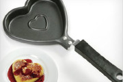 heart shape pan for kitchen