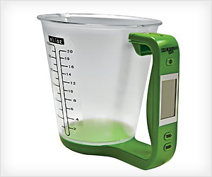 measure accurately with digital measuring cup
