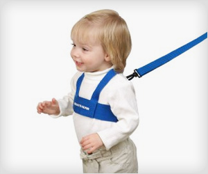 Child Safety Harness to keep kids close at public places