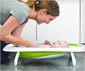 compact collapsible baby bath tub