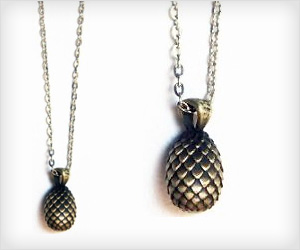 Dragan Egg Necklace of Daenerys Targaryen from the Game of Thrones