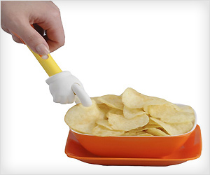 Potato Chips eating hand fingers tool