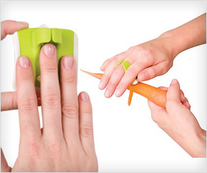 Palm Peeler fits in finger and palm